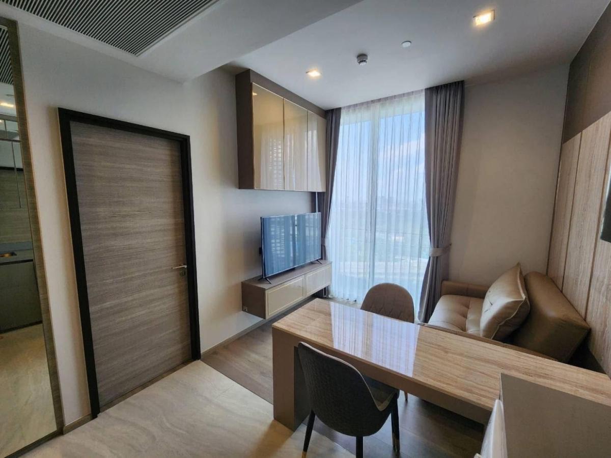 ให้เช่า คอนโด : The Crest Park Residences   