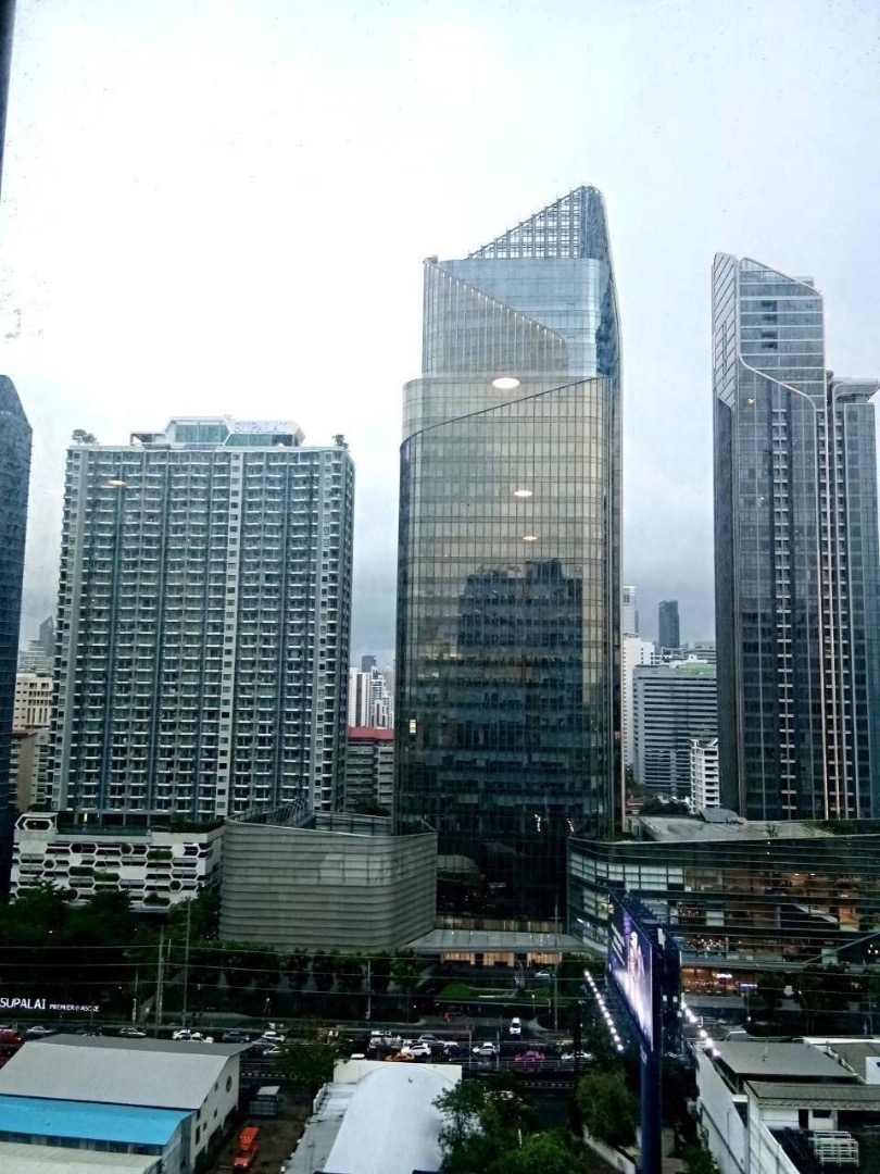 ให้เช่า คอนโด : Life Asoke